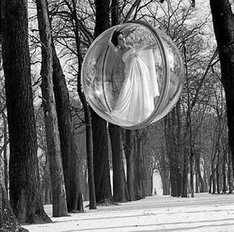 artwork_images_119012_96549_melvin-sokolsky.jpg