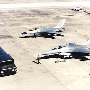 f-16_and_fuel_truck.jpg