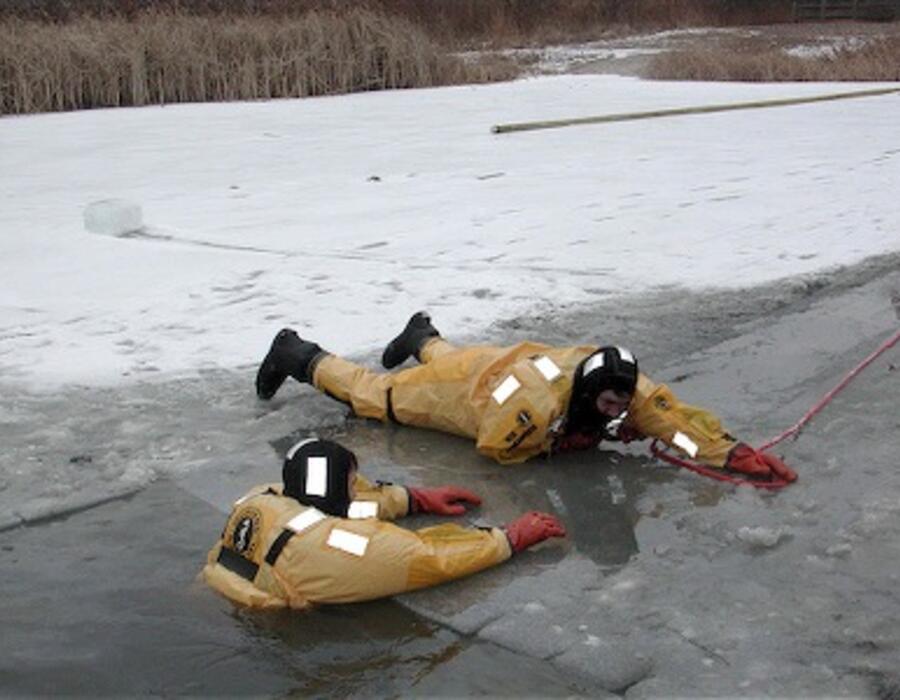 ice1.jpg