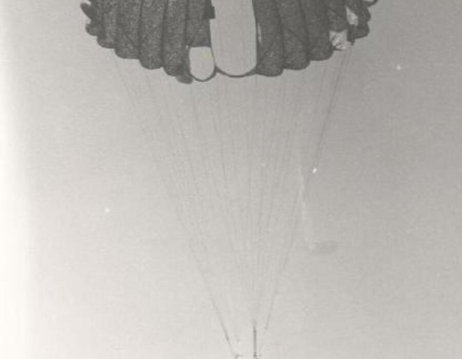 parachute.jpg