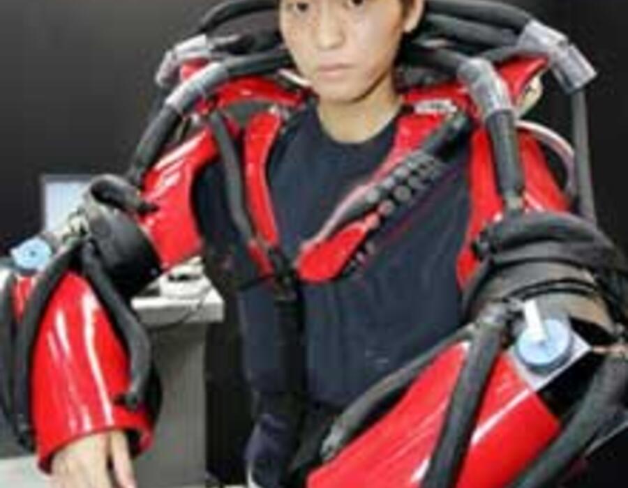 robot_suit-1-.jpg