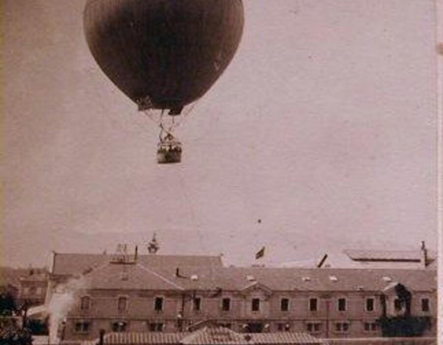 smoke_balloon.jpg